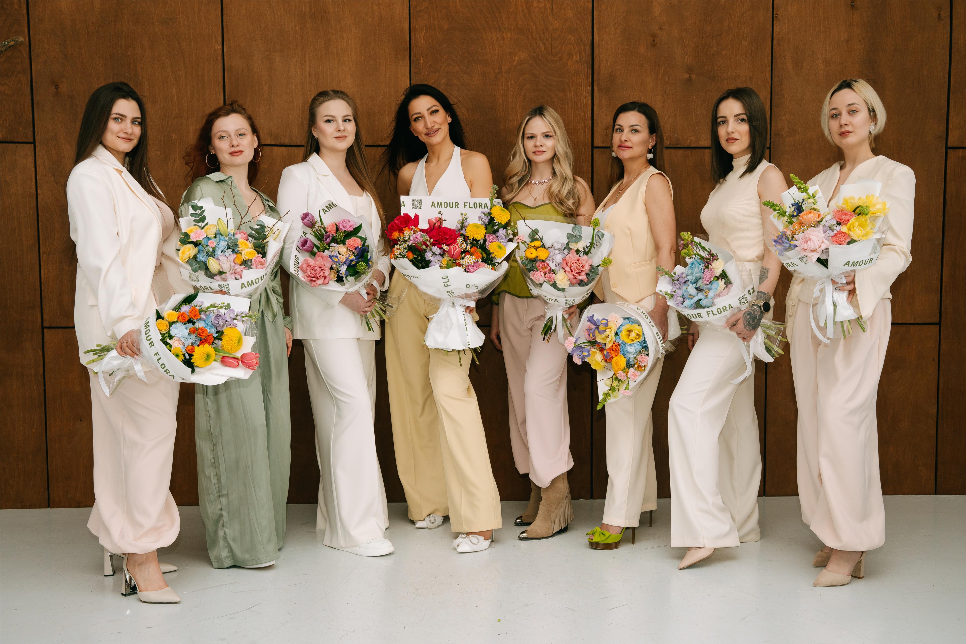 Доставка цветов Владимир - заказать букеты с доставкой круглосуточно от АмурФлора Доставка цветов Владимир - заказать букеты с доставкой круглосуточно от АмурФлора